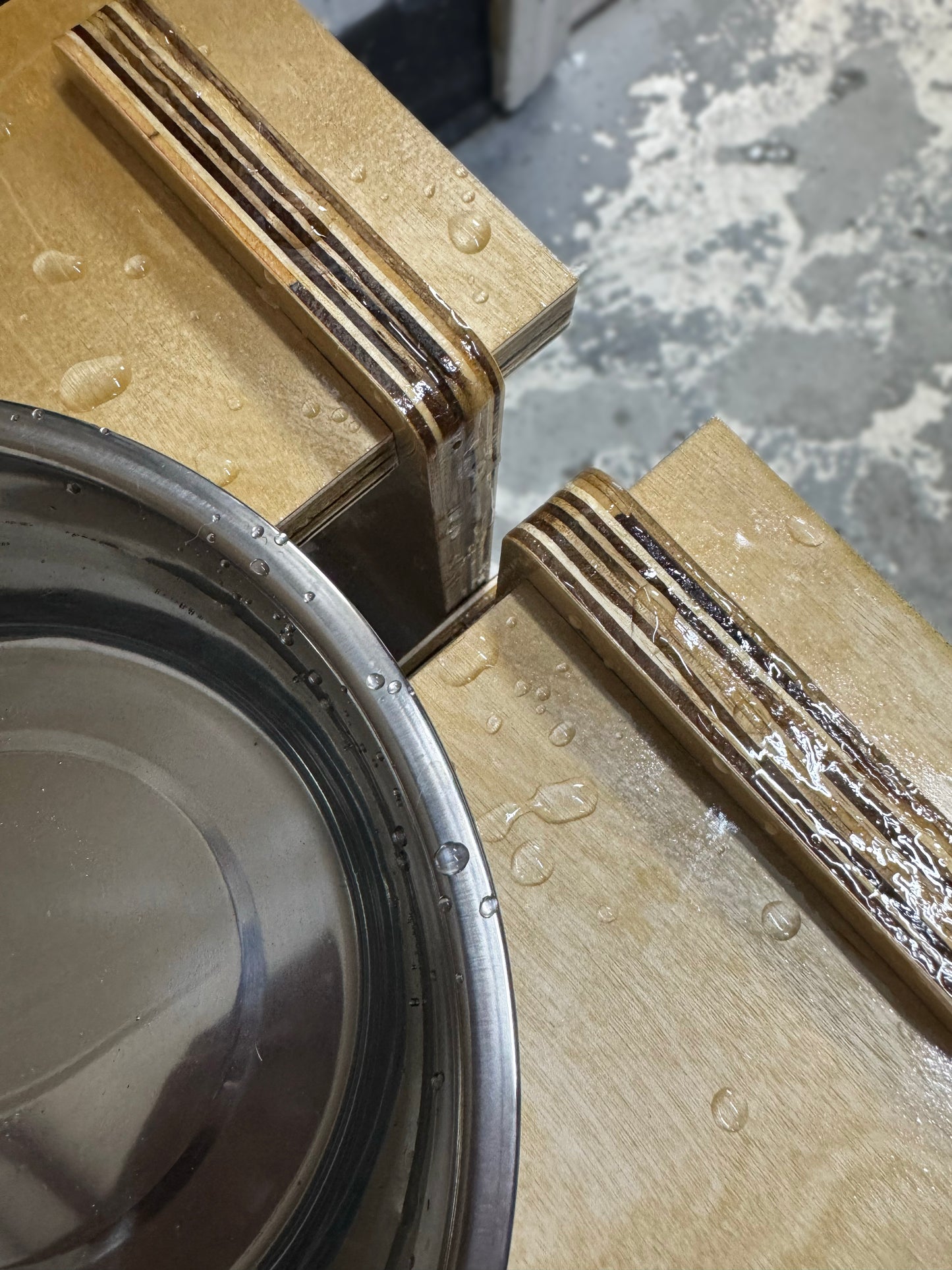 Single Bowl Stand